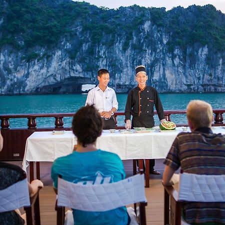 Hotel Dragon Legend Cruise Ha Long Esterno foto