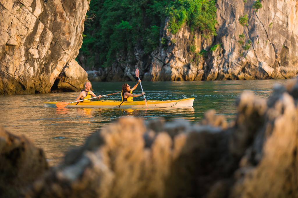 Hotel Dragon Legend Cruise Ha Long Esterno foto