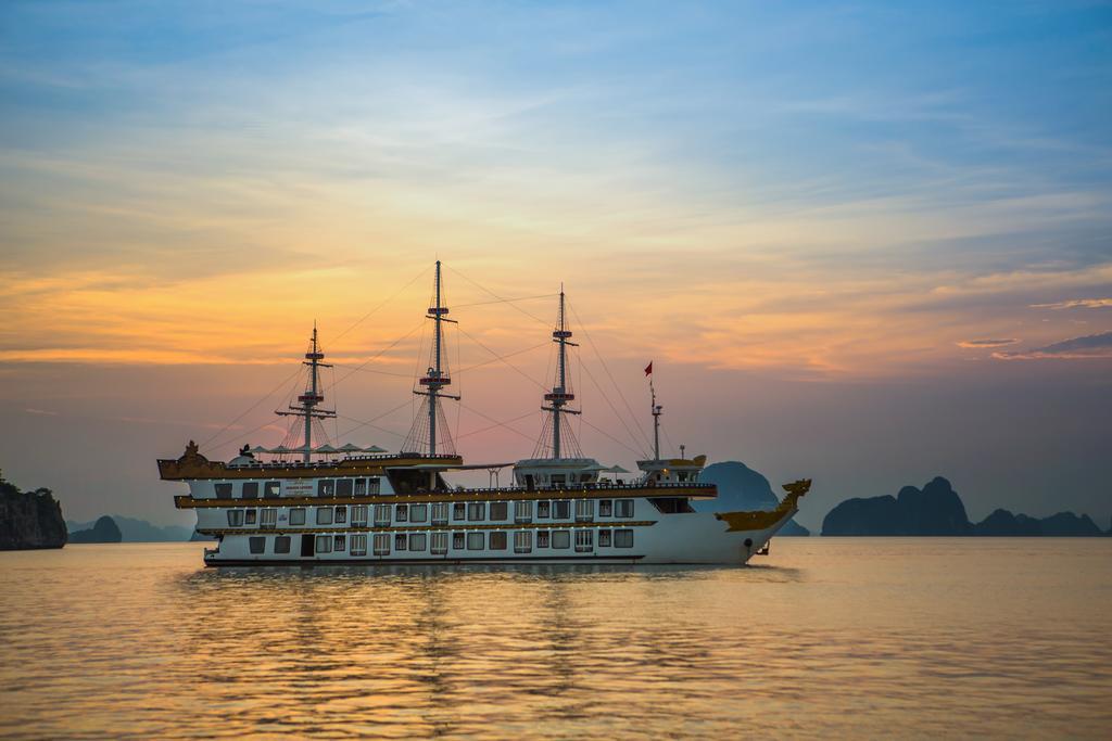 Hotel Dragon Legend Cruise Ha Long Esterno foto