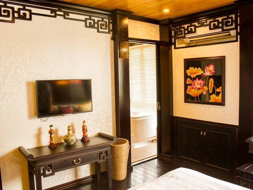 Hotel Dragon Legend Cruise Ha Long Esterno foto
