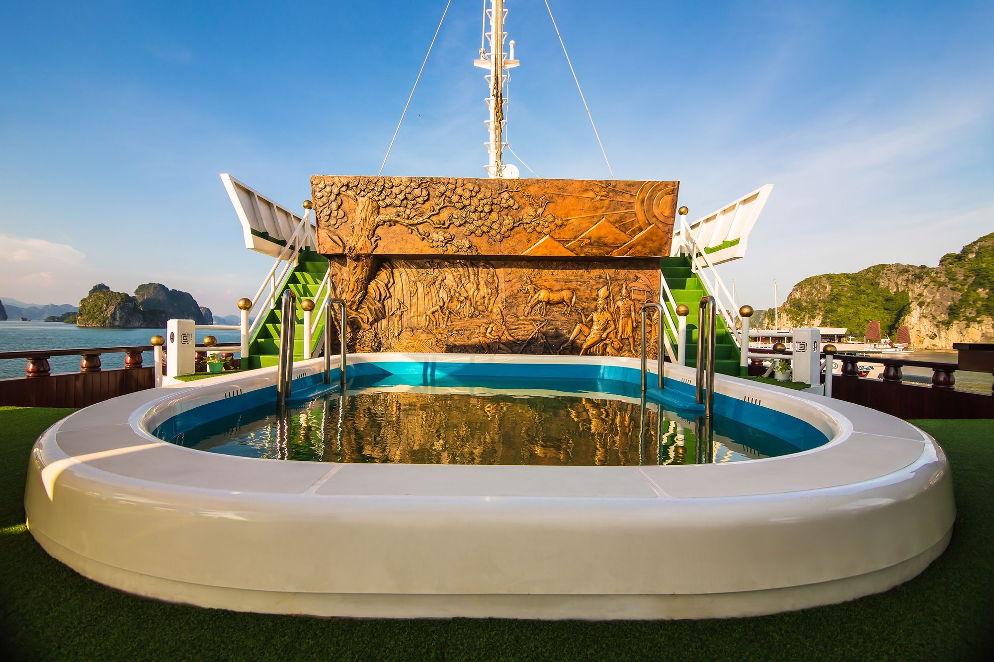 Hotel Dragon Legend Cruise Ha Long Esterno foto